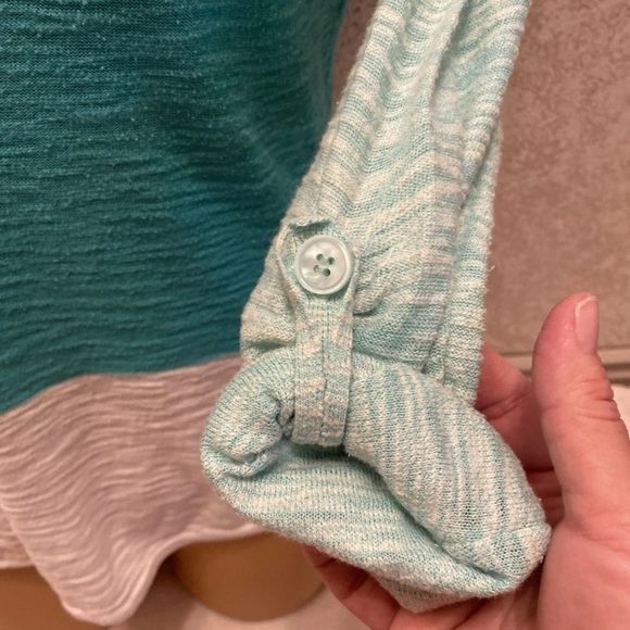 Express Mint Green, Seafoam and White Colorblock Long Sleeve Sweater - Picture 8 of 15